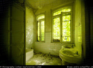 lost places, bando, verlassene Orte, beauty in decay, abandonotten places, LP, Urban Exploration, Urbex, UE